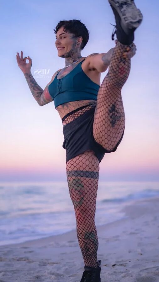 Miss Kay Komodo