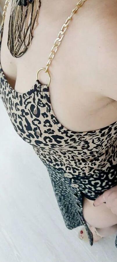 Leopard wife
