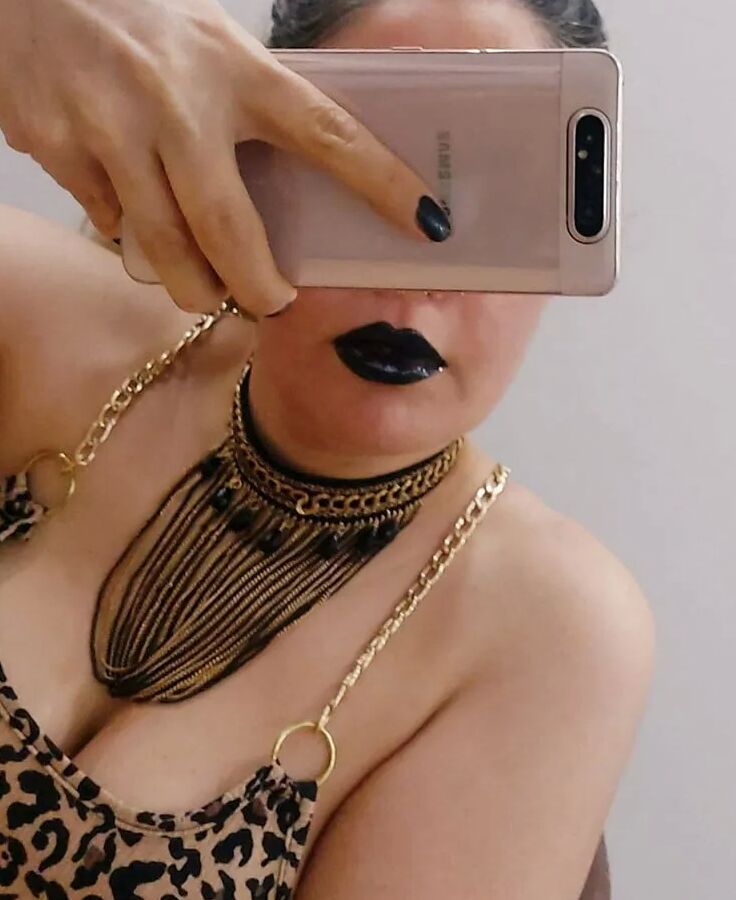 Leopard wife