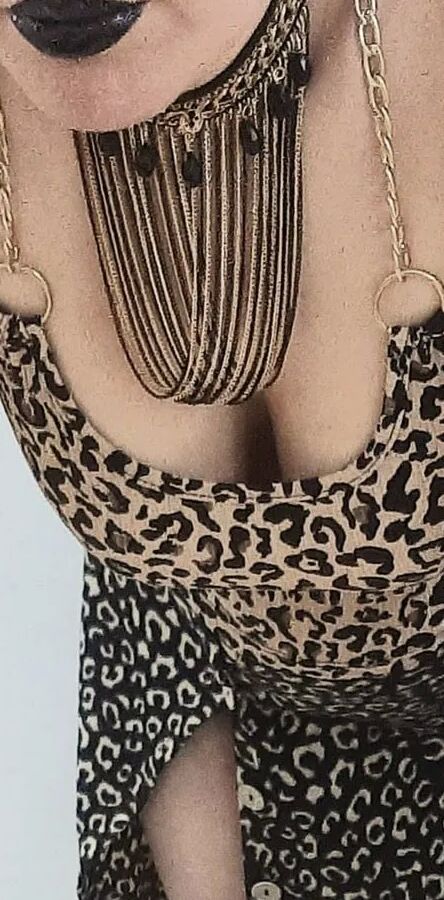 Leopard wife