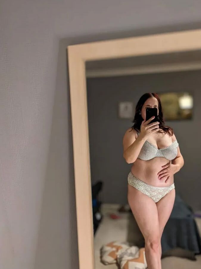 New bra, needed showing off!