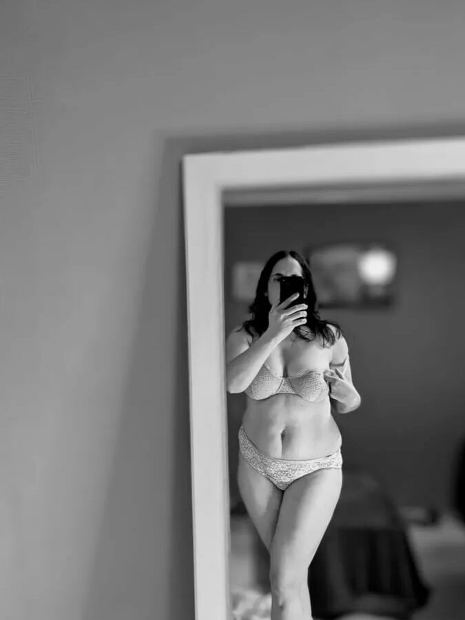 New bra, needed showing off!