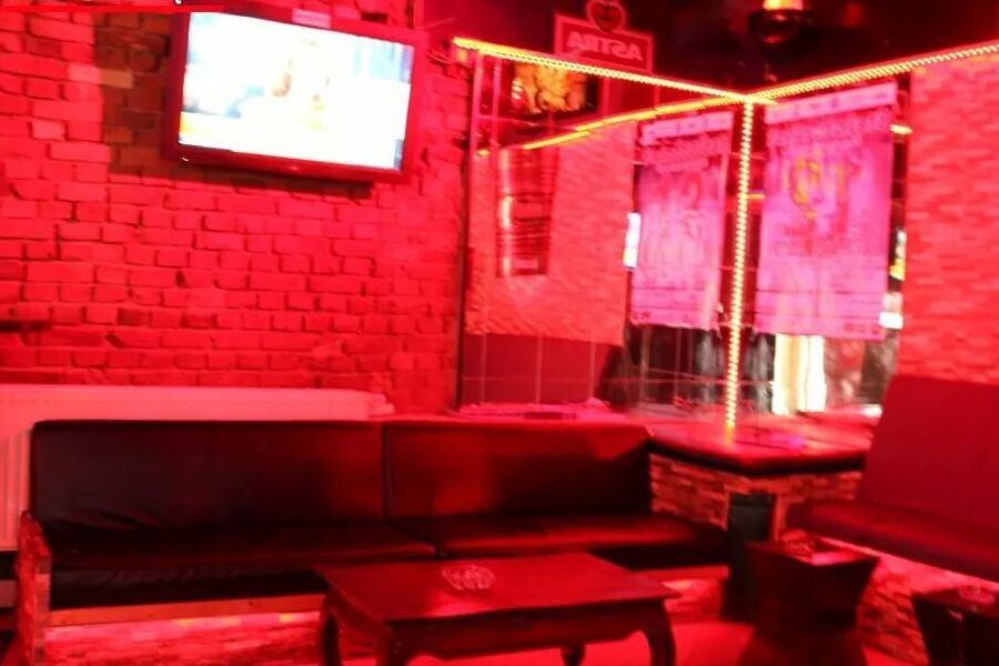 Turkish born Farah's 25th nude birthday