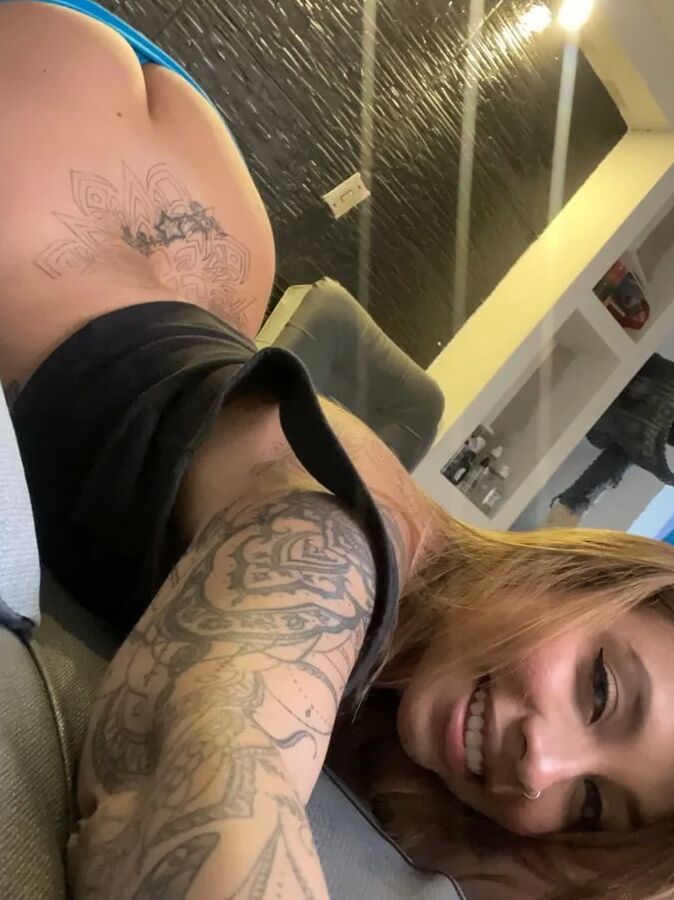 Do you like girls with tattoos?