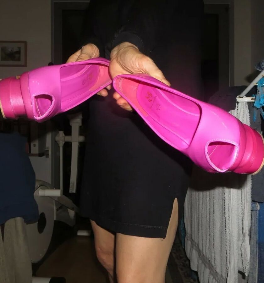 Compilation of my wifes sexy feet