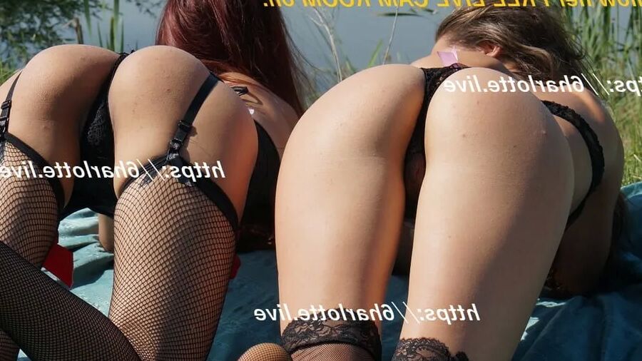With my girl friend flashing in park