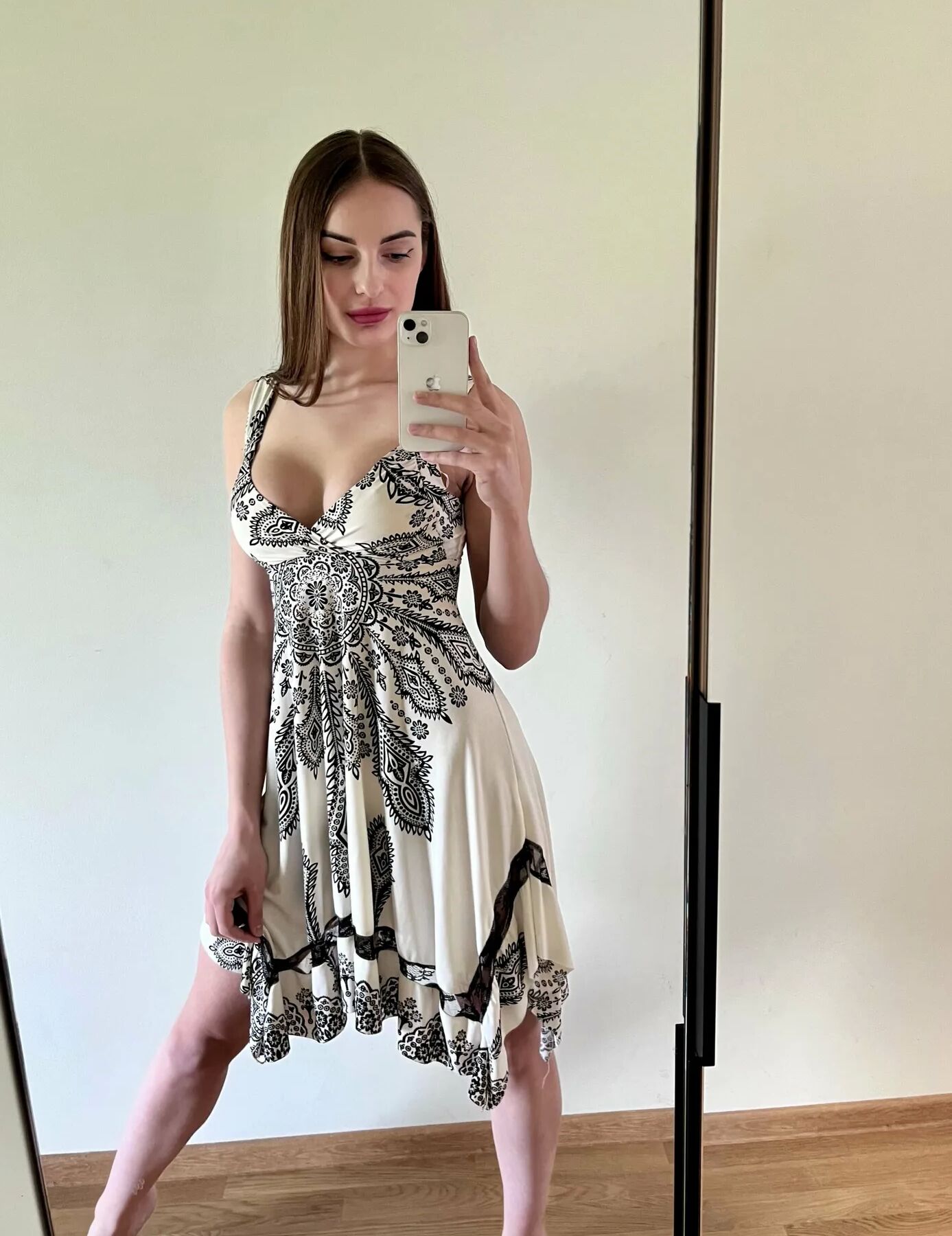 Leila Free Photos