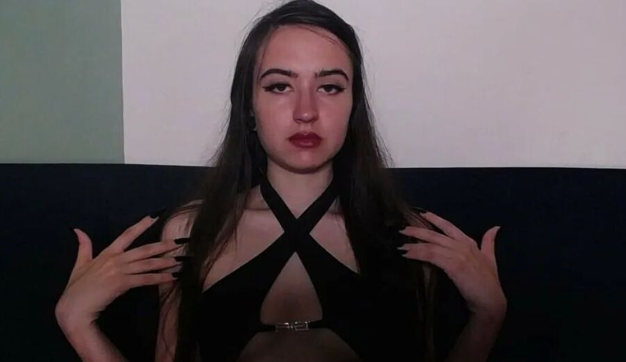 RichMasya Findom Goddess Free Photos