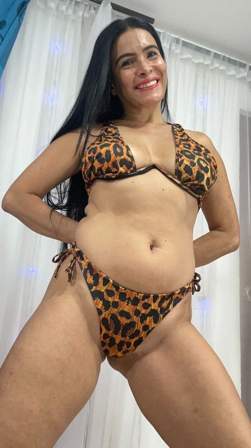 Mónica Patricia Free Photos
