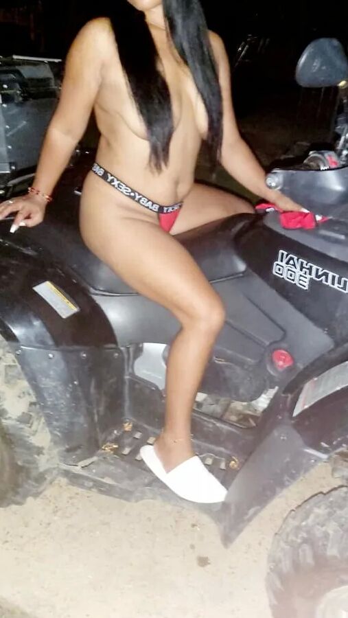 Donna Free Photos
