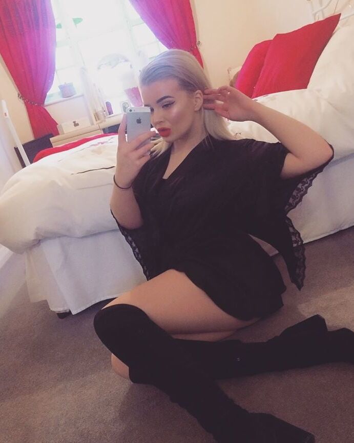 sexy hot scottish babe melissa
