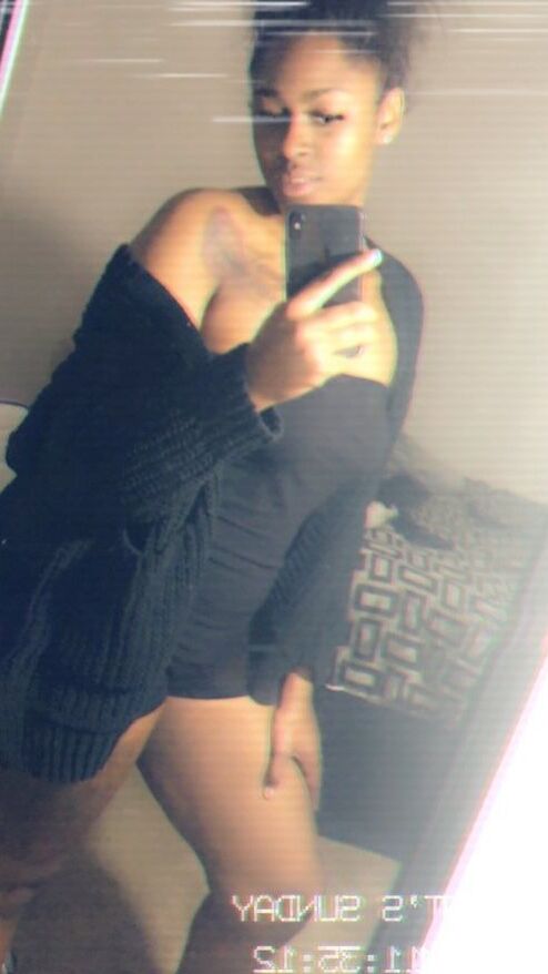 Sweettoothh nude