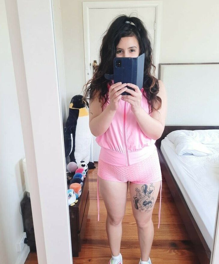 Staytrueatme nude