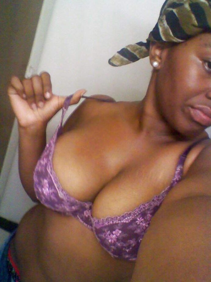 SELF SHOOT