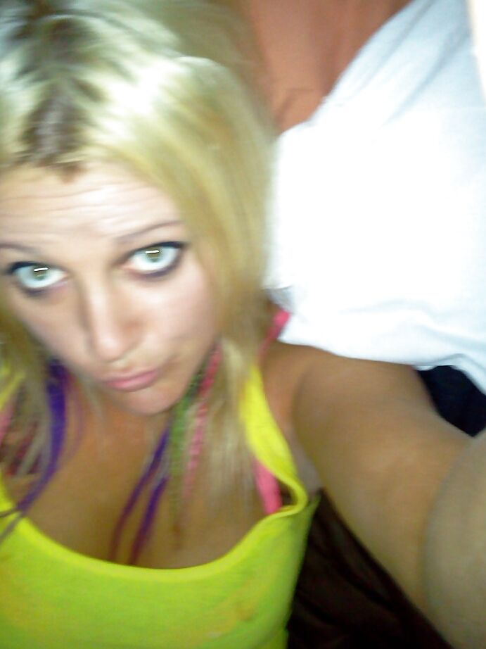 SELF SHOOT