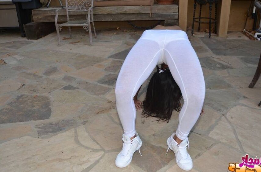 Gorgeous flexible ebony chick got fucked by her boyfriend