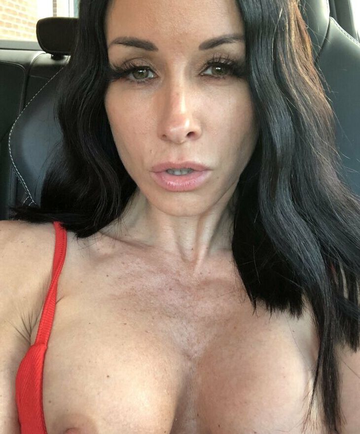 Karolynn D nude