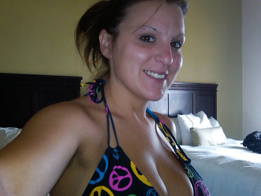 Busty Topless Babe