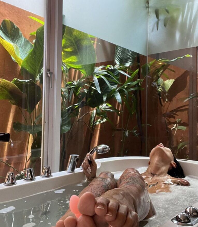 Crazycouple nude