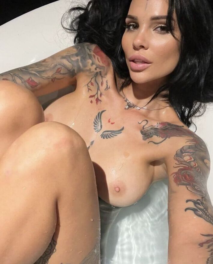 Crazycouple nude
