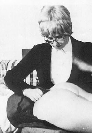 Black &amp; White Spanking