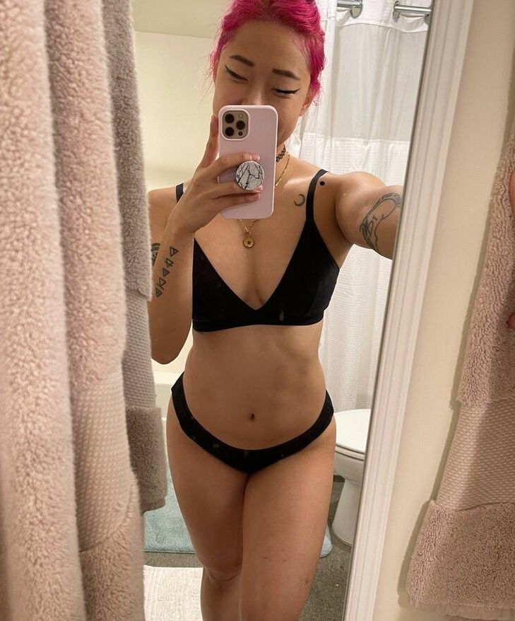 Parallaxstella nude