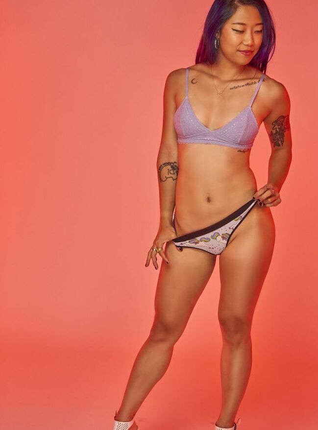 Parallaxstella nude