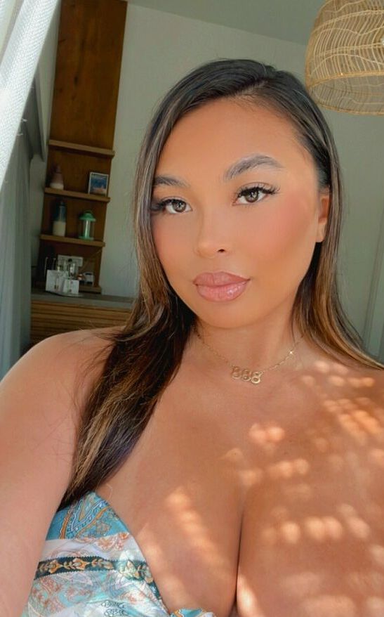 Linda Vo nude
