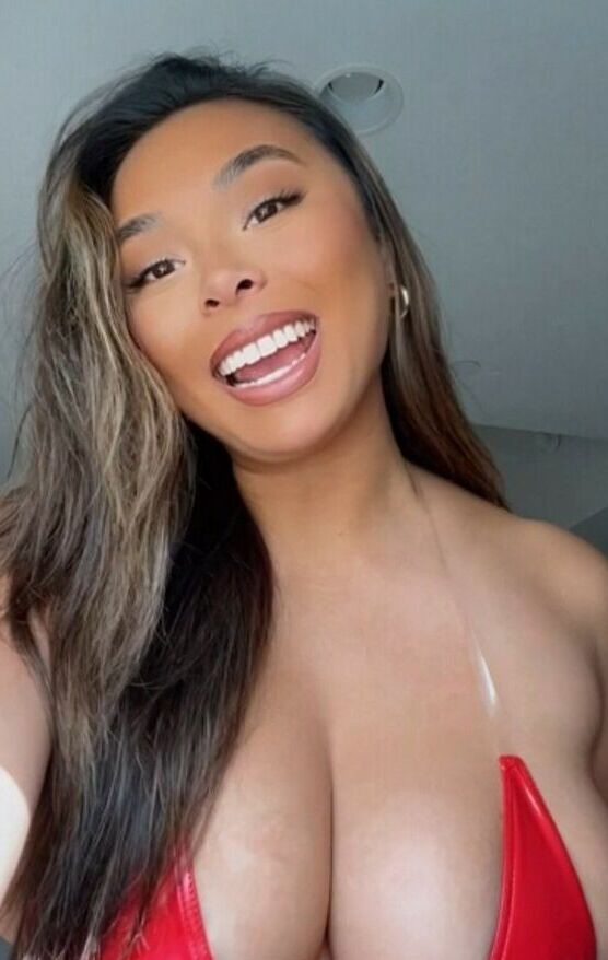 Linda Vo nude