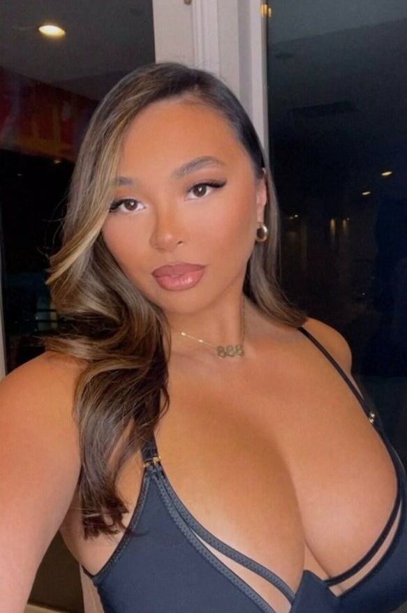 Linda Vo nude