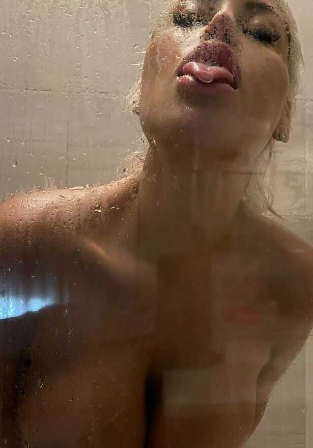 Bridgette B nude