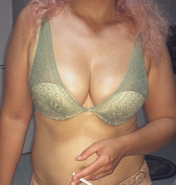 Turkish muslim wife exposed and fucked hard