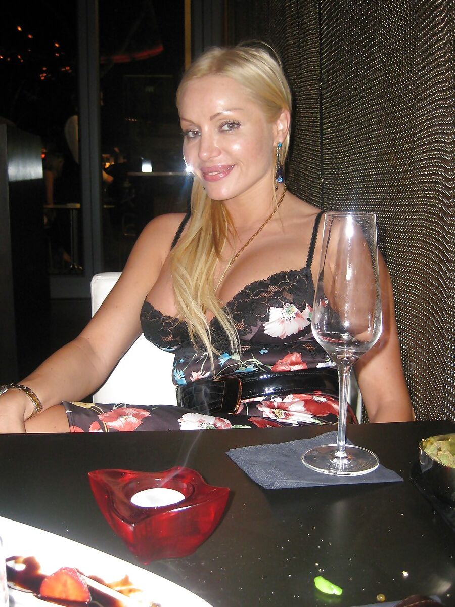 Ech blondie...