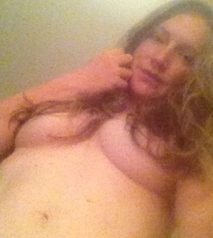 Lauren Kitchen nude