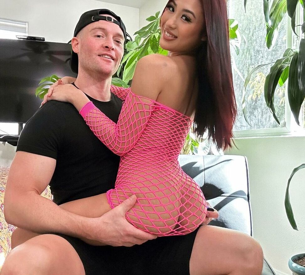 Mina Luxx nude