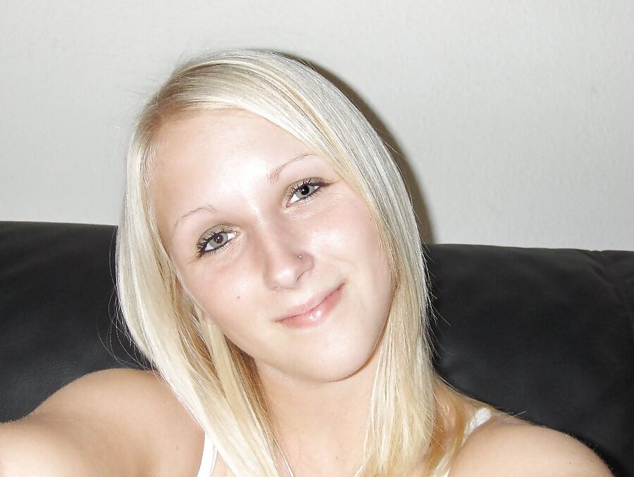 Drop-dead Gorgeous Blonde Loves Showing Off Her Holes