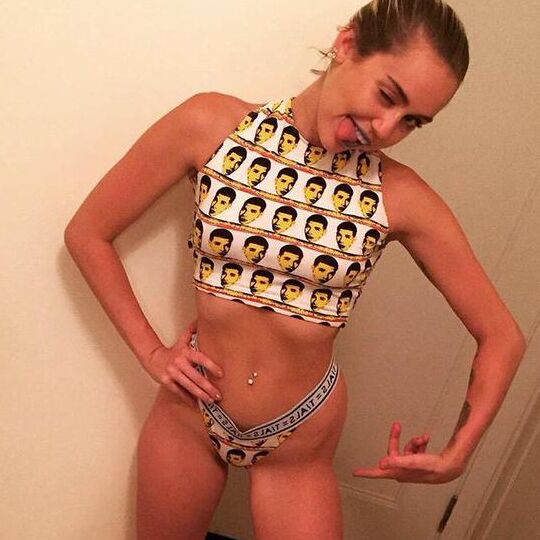 Leaked pics of Miley Cyrus