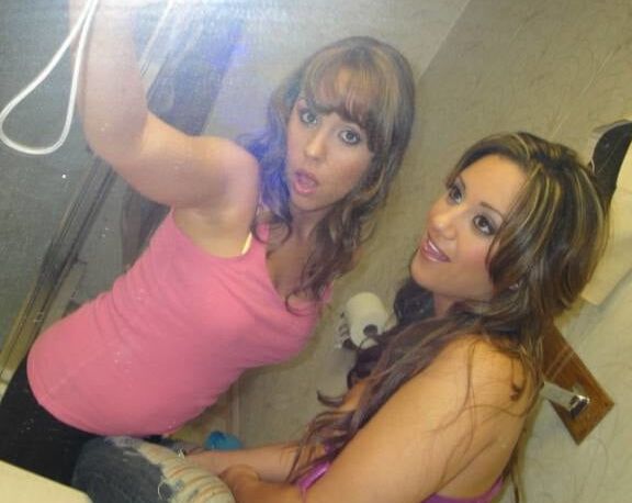 SDRUWS - LESBIAN NAUGHTY FRIENDS HAVING FUN AFTER PARTY