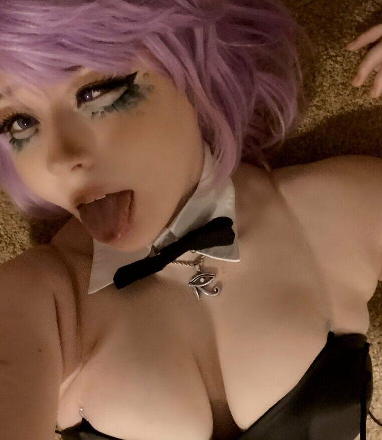 Parasitepuppy nude