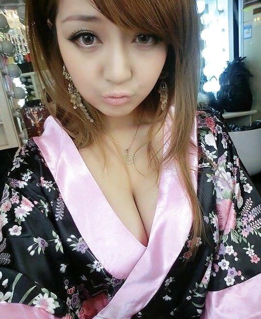 Asian Hoties