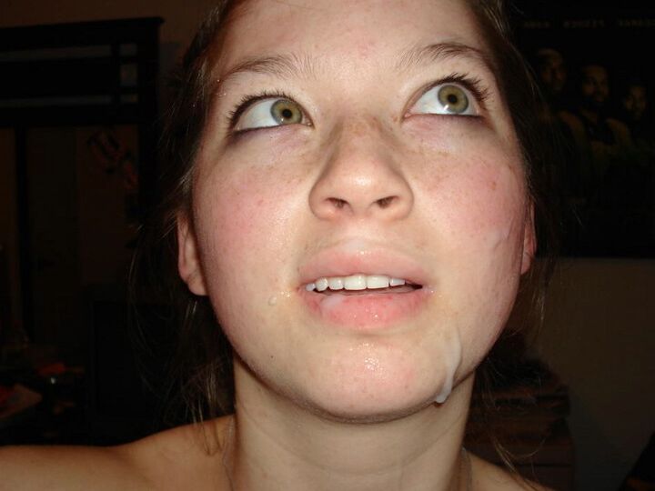 Various naked blonde and brunette selfshooters
