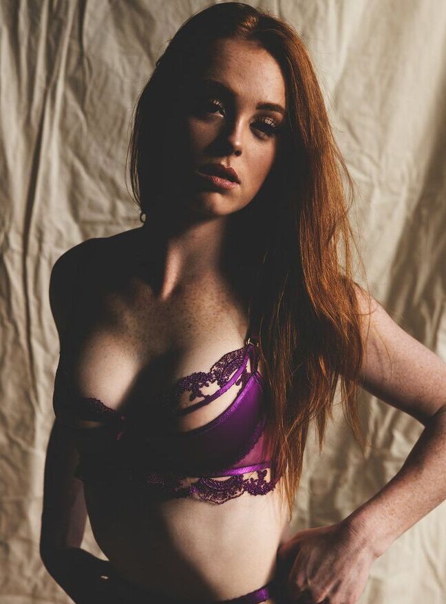 Redalertfox nude