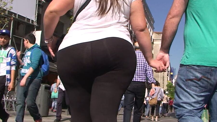 candid BIG ASSES from GLUTEUS DIVINUS