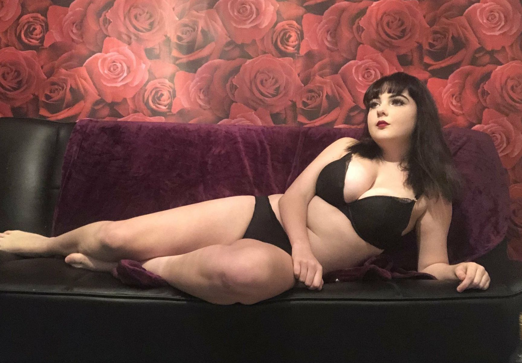 DinosaurQueen nude