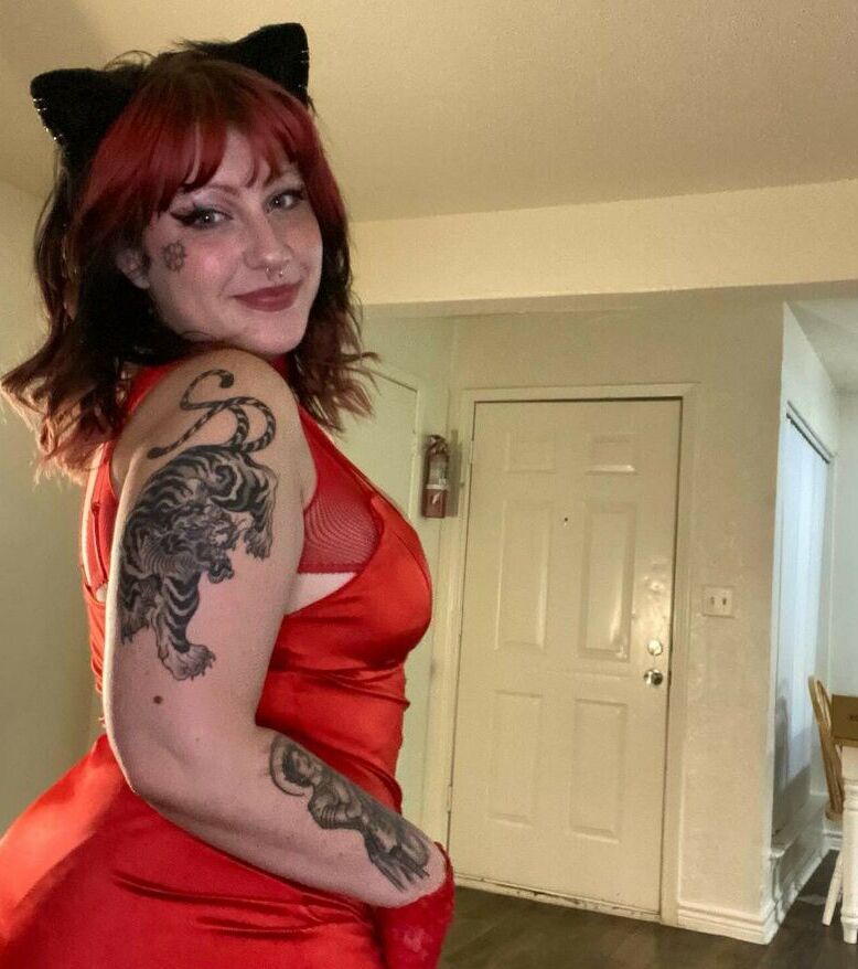 Nekmama nude