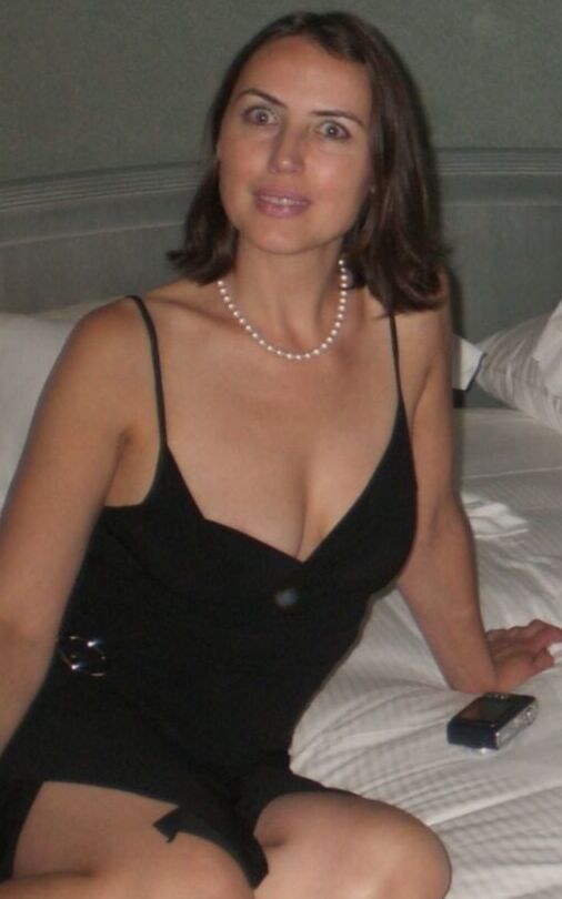 french milf agata