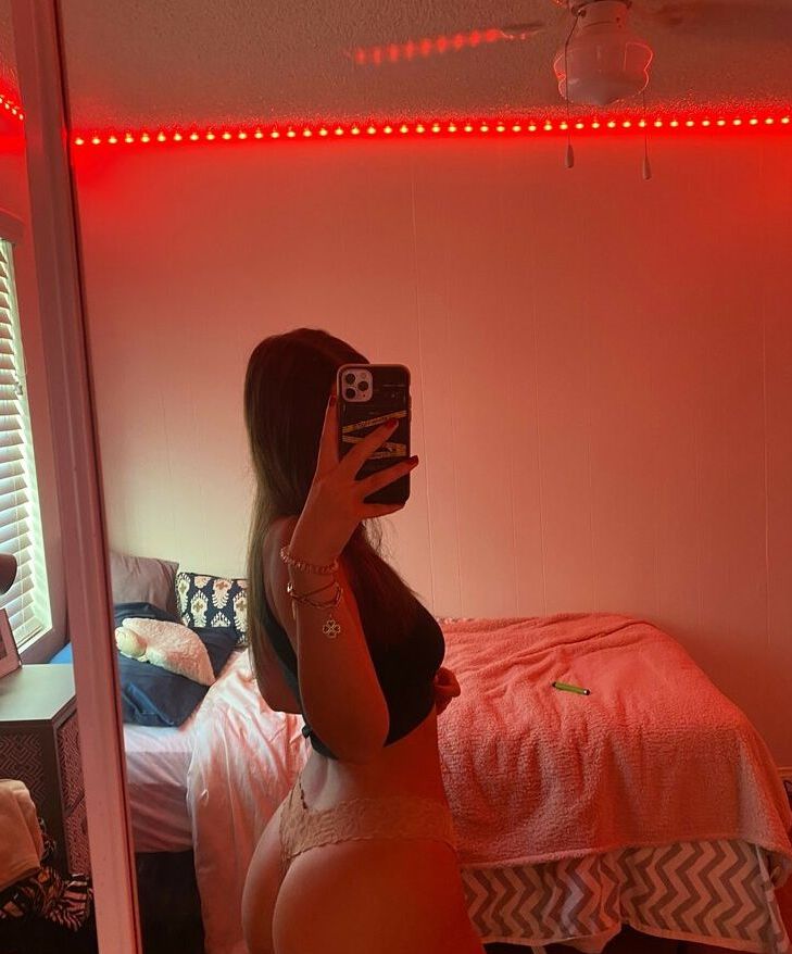 Noraatheexplorer nude
