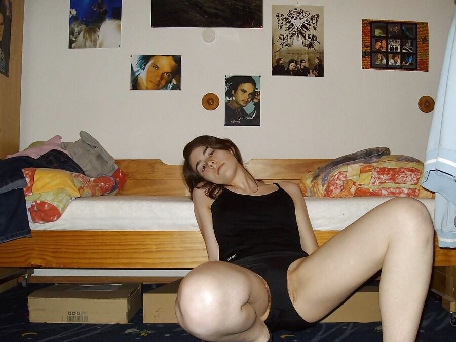 CollegeSlut From SmutDates.com