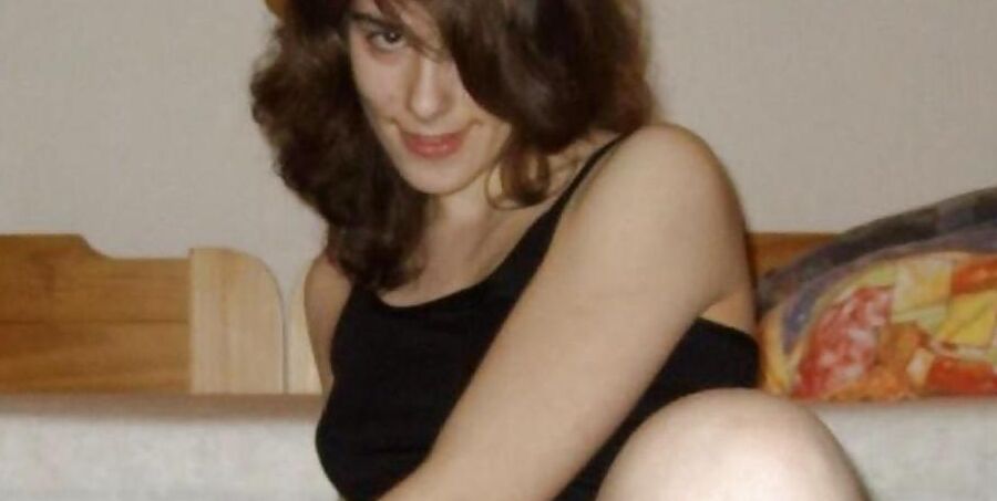 CollegeSlut From SmutDates.com