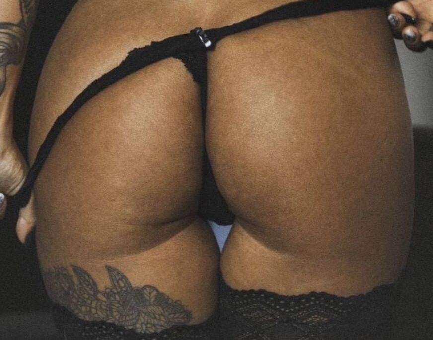 Yuli Giller nude